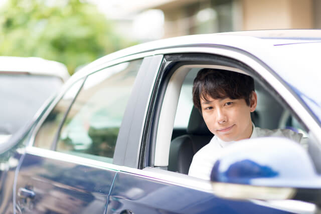 車を親に譲る場合に必要な手続きは 税金や名義変更について紹介