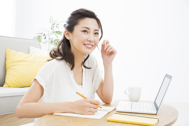 犬のケージをテレビの横に置くのはダメ！最適なケージの置き場所とはのサムネイル画像