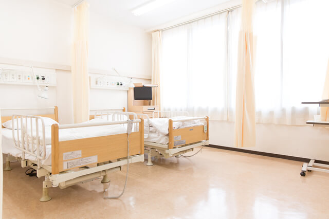 愛猫の肉球がカサカサしてる？カサカサの原因や対処法を紹介のサムネイル画像