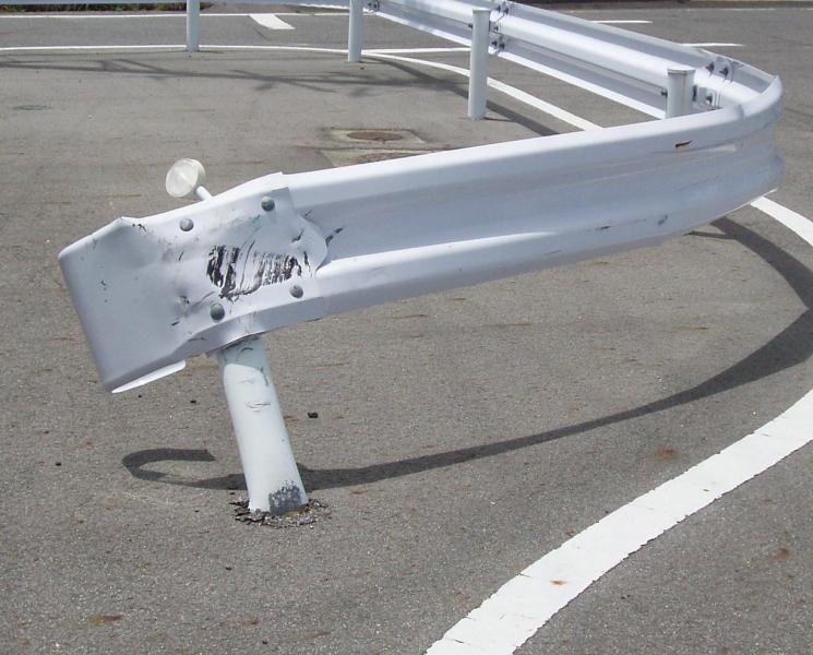 モアソフトドッグフードの口コミ・評判は？原材料や添加物、安全性を徹底解説のサムネイル画像