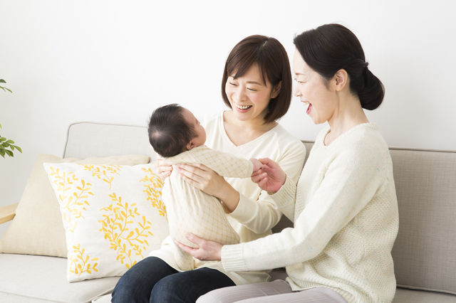 【獣医師監修】犬の肺水腫とは？初期症状の咳、嘔吐や吐血は要注意！肺水腫を解説！のサムネイル画像