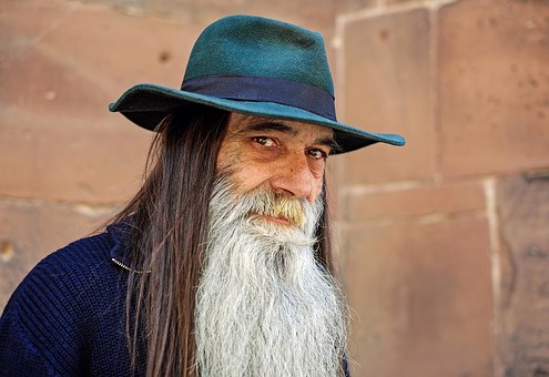 【獣医師監修】モモイロインコの平均寿命や長生きのコツを紹介！のサムネイル画像