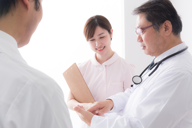 猫は白菜を食べられる？猫にとってのメリットや量などを解説！のサムネイル画像