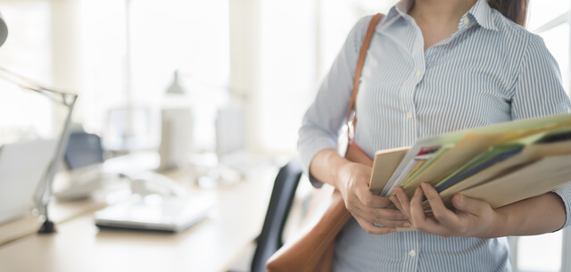 トイプードルのしっぽを切る理由は？断尾にメリットはある？のサムネイル画像