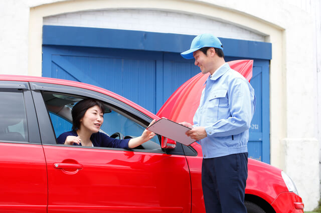 自動車保険をディーラーで加入する メリット デメリットを解説